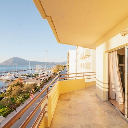 Sea Front Luxury Apartment Patras Ngoại thất bức ảnh